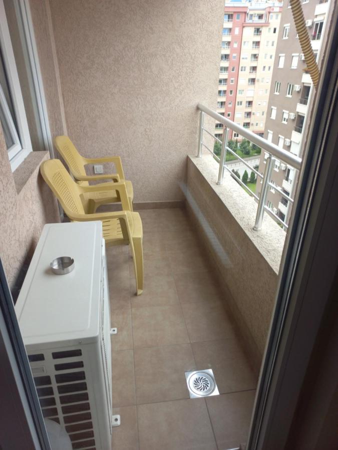 Cozy Skopje Retreat 2 Apartment Екстериор снимка